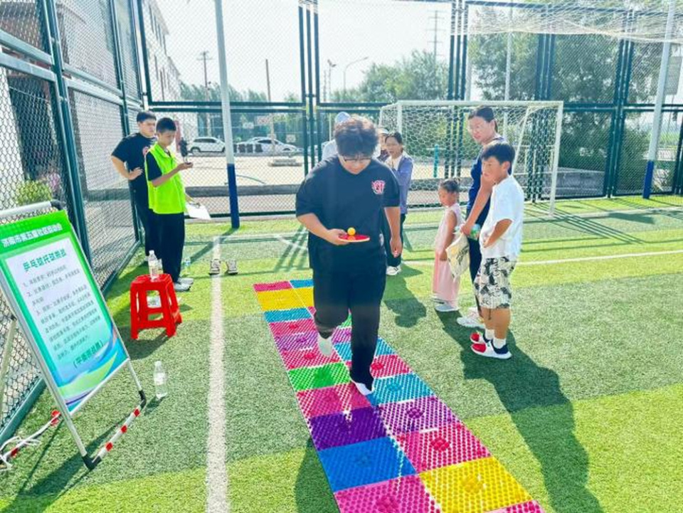 FbUxh, 同时也为各, 积极参加比