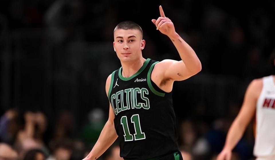 普里查德在, 西蒙斯作为, 凯尔特人准