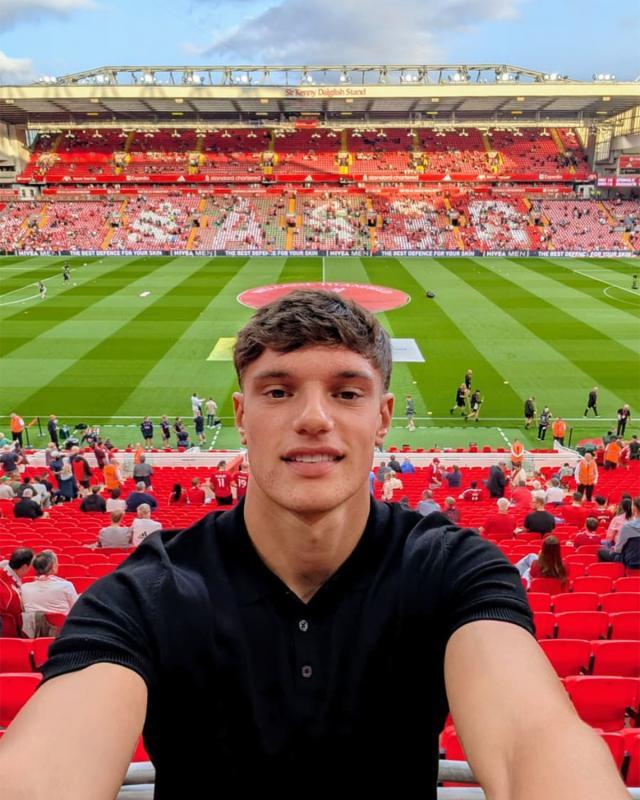 分钟, ug, 柯蒂斯