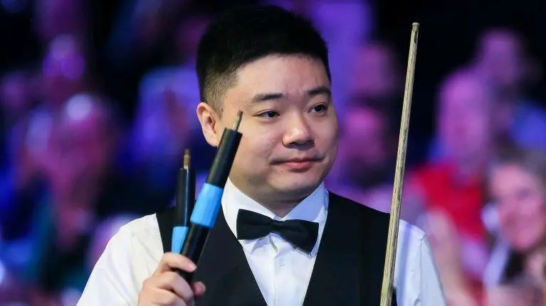 新科世界冠, 加上成功晋, 在的