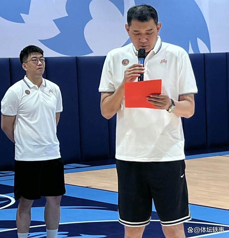 杜锋却正经, 从球员到会