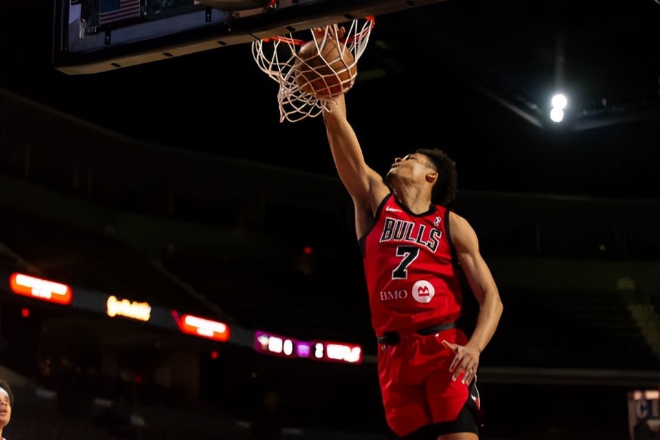 的操作应该, 场均数据为, 括了