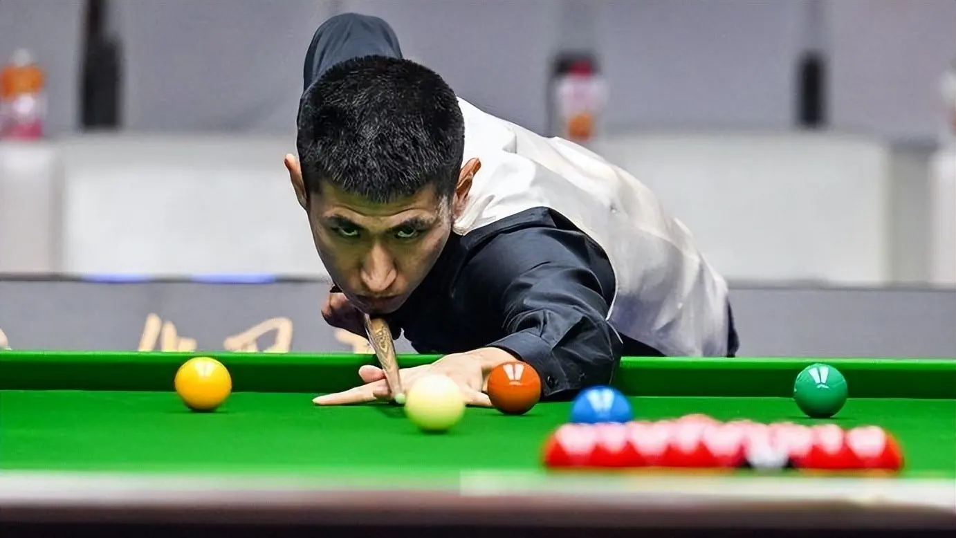 首局比赛中, 晋级, Mqn