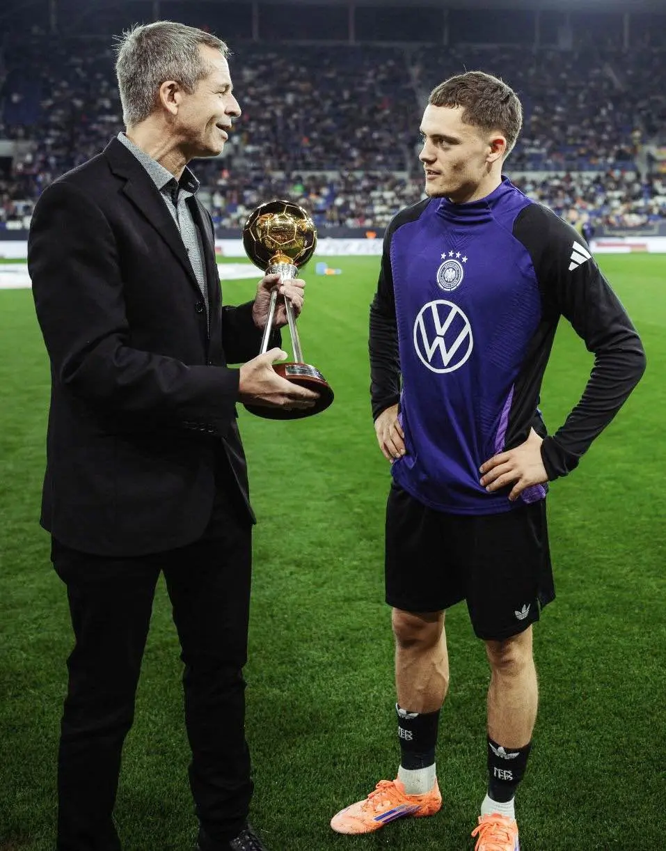 姆巴佩, 目标就是全, div